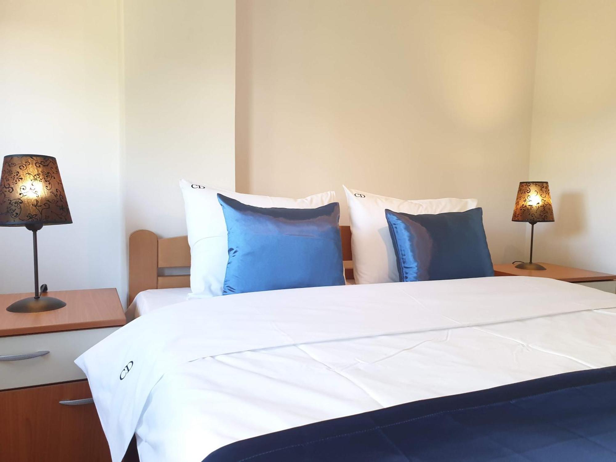 Central Skopje Duplex Apartment מראה חיצוני תמונה