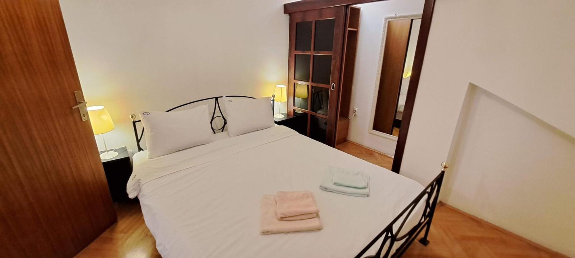 Central Skopje Duplex Apartment מראה חיצוני תמונה
